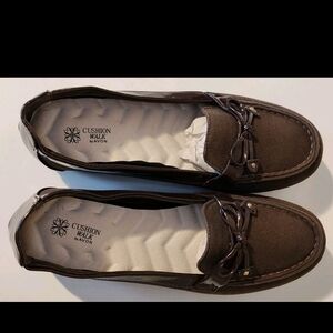 Cushion Walk By Avon Women's Size 11 Brown Pamela Loafers